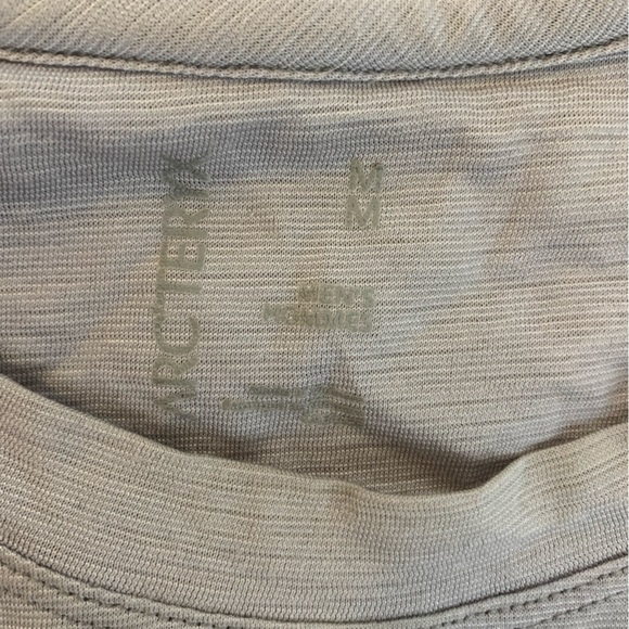 Arc’teryx tshirt - Picture 4 of 4